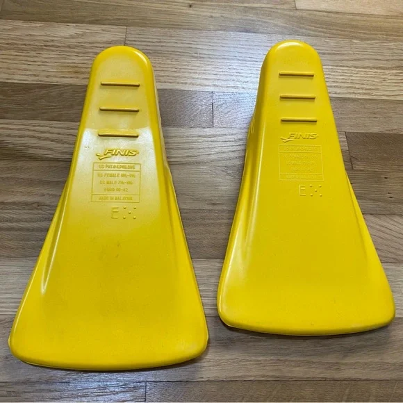 FINIS Zoomers Gold Swim Training Fins - Picture 8 of 11